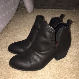 Rock& candy black booties women’s Sz 7